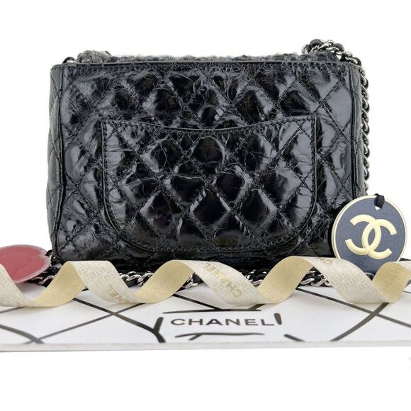Chanel Crinkled Calfskin Leather and Tweed Classic Flap in Black - Picture 6 of 14